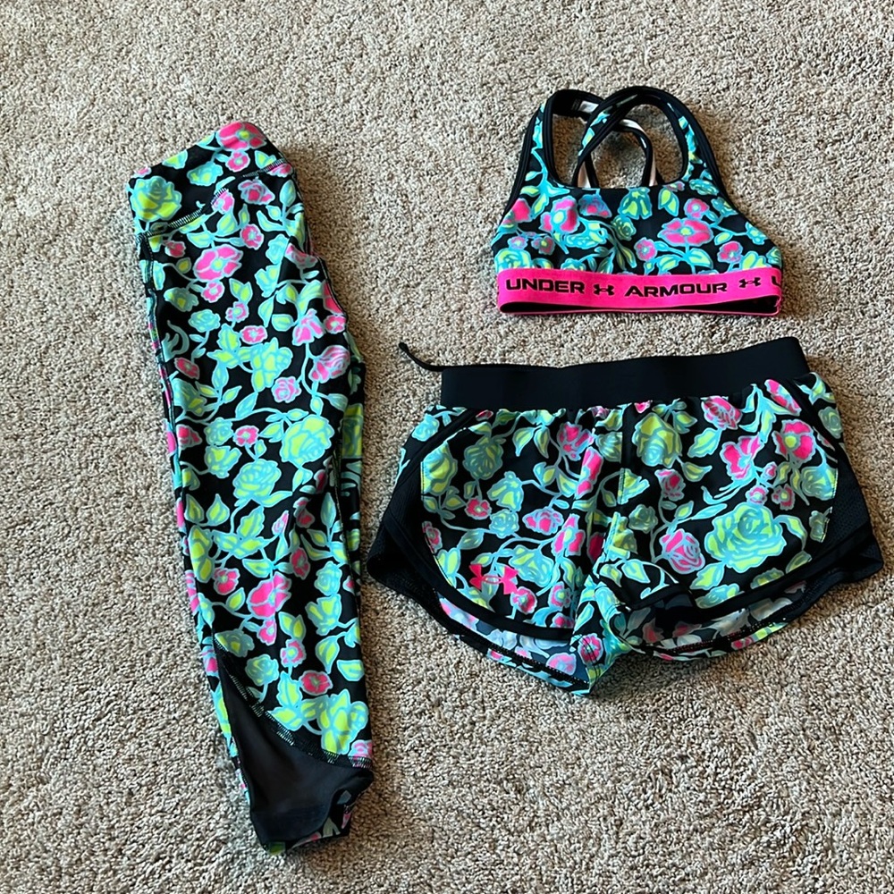 Girls under armour set